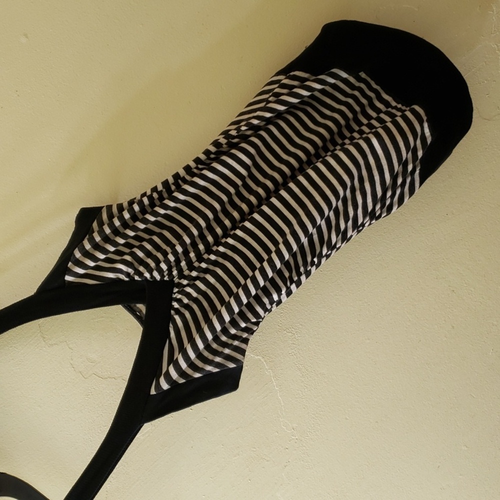 NoTag S/M Black/White